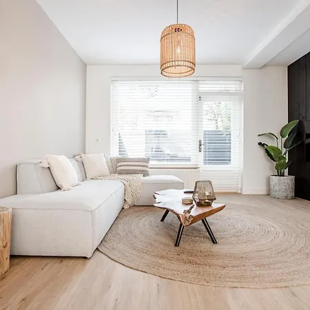 Marley's Beachhouse - Luxury With Garden *