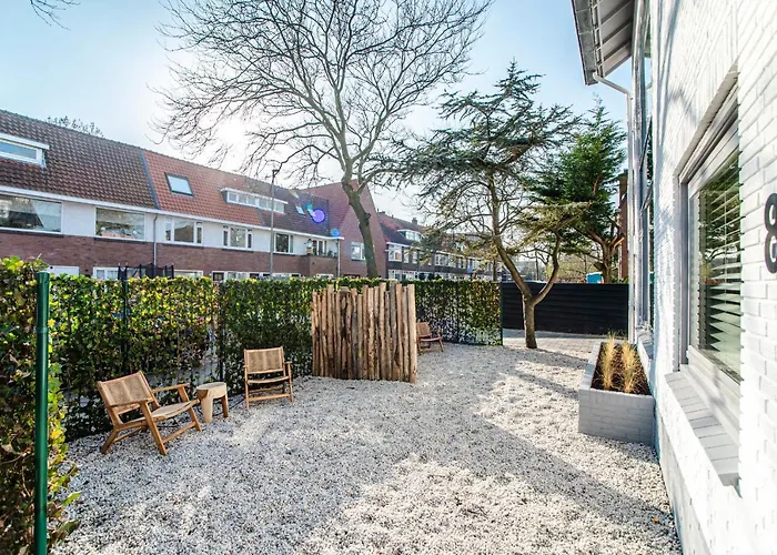 Marley's Beachhouse - Luxury With Garden *