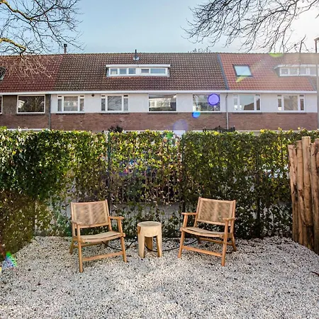 Marley's Beachhouse - Luxury With Garden