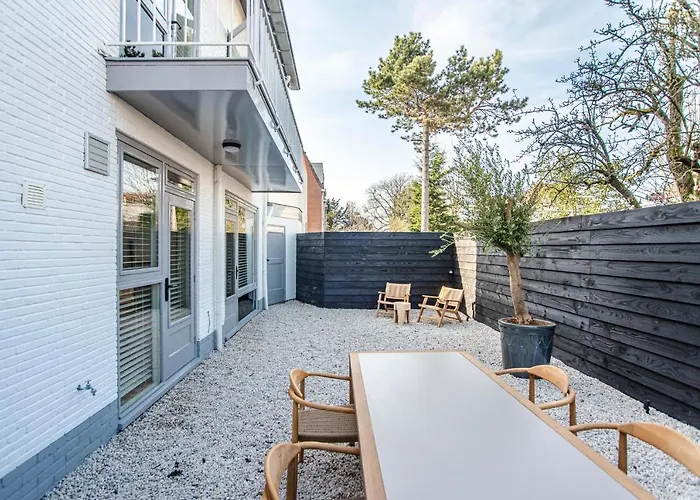 Marley's Beachhouse - Luxury With Garden *