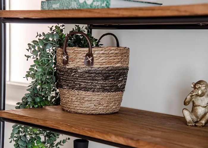 Marley's Beachhouse - Luxury With Garden 잔드보르트